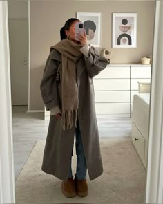 #outfit Old Money Winter, University Outfits, Nyc Winter Outfits, Winter Date Night Outfits, Nyc Outfits, New York Outfits, Looks Pinterest, Skandinavian Fashion