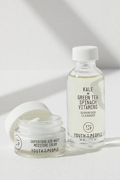 A transformative combination from Youth To The People, this pair of products is formulated to cleanse, nourish, and hydrate. Packed with skin-loving vitamins C, E, and K, this cold-pressed superfood cleanser and moisturizer duo delivers a daily dose of plant-based antioxidants and nutrients to help fight free radical damage and keep skin in balance. * Cleanser: 30 ml/1fl * Moisturizer: 15 ml/0.5 fl oz * Vegan, cruelty-free * Travel size * Made in the USA **How To Use:** Wet face first. Pour Supe Youth To The People Moisturizer, Girl Skincare Aesthetic, Youth To The People Cleanser, Moisturizer Aesthetic, Superfood Cleanser, Cleanser And Moisturizer, Youth To The People, Home Remedies For Skin, Wet Hands