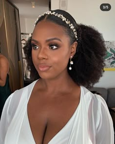 Natural Wedding Hairstyles For Long Hair, Curly Bridesmaid Hairstyles Black Women, Afro Bride Hairstyles, 4b Wedding Hairstyles, Natural Hairstyles For Black Women For Wedding, Afro Prom Hairstyles, Afro Hair Wedding Styles, 4c Bridal Natural Hairstyles, Wedding Hairstyles For Bridesmaids Black