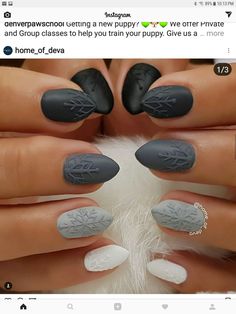 Textured Winter Nails, Grey Snowflake Nails, Black Sweater Nails, Winter Sweater Nails, Texture Nails, Textured Nails, Nails Ombre, Sweater Nails, White Ombre