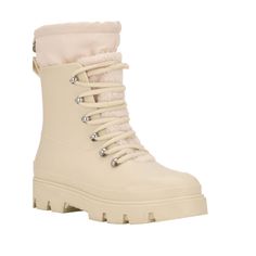 New Marc Fisher Ltd Freely Waterproof Lace-Up Lug Sole Boot 9m Ivory Color Nwt Brand New In Box. High-Pile Fleece Details The Vamp Of A Cold-Weather Boot Designed With An Adjustable Toggle At The Cuff To Keep Feet Dry And A Lugged Sole For Traction. Lug Solesynthetic And Textile Faux-Fur Upper/Textile Lining/Leather Soleimported Upper Content: Man Made / Textile / Faux Fur/Outsole Content: Leather/Sock Liner Material . Lining Type: Textile True To Size. Beige Insulated Boots For Outdoor, Insulated Beige Boots For Outdoor, Beige Waterproof Boots For Outdoor Activities, Waterproof Beige Boots For Outdoor Activities, Beige Waterproof Winter Boots, Winter Beige Waterproof Boots, Cream Winter Outdoor Boots, Cream Waterproof Boots With Round Toe, Cream Waterproof Round Toe Boots