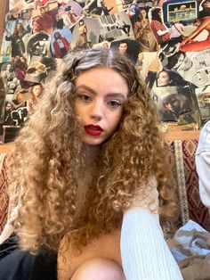 Bella Hair, Beautiful Curly Hair, Curly Hair Routine, Hair Routines, Hair Inspo Color, Long Curly Hair, Curly Girl, Long Curly