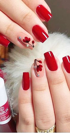 Get ready to make a bold style statement this summer with stunning red nails that exude confidence and beauty. Matte Acrylic Nails, Beach Nail Designs, Red Acrylic Nails, Valentine Nails, Floral Nail Designs, Homecoming Nails Acrylic, Red Nail Designs, Nails Red