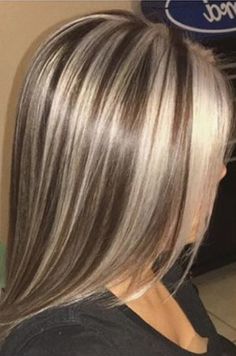 Chunky Blonde Highlights, Skunk Hair, Hair Inspiration Long, Hair Color Streaks, Brunette Hair With Highlights, Pretty Hair Color