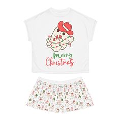 Get into the holiday spirit with this festive Western cowboy Merry Christmas pajama set. Made of 100% polyester with a 100% cotton collar, this set features a ribbed collar and elastic waistband for a comfortable fit all night long. Perfect for women looking for a fun and cozy holiday sleepwear option. Product features - Western cowboy Merry Christmas design - 100% polyester and 100% cotton collar for durability - Elastic and soft waistband for comfortable fit - Relaxed fit with no sleeve seams for an oversized look - Sewn-in label for added detail Care instructions - Do not dryclean - Iron, steam or dry: low heat - Do not tumble dry - Do not bleach - Machine wash: cold (max 30C or 90F) Merry Christmas Design, Christmas Pj, Cowboy Christmas, Christmas Pajama Set, Cozy Holiday, Cow Girl, Sleep Shorts, Womens Pyjama Sets, Pajama Robe