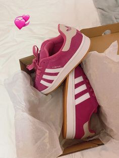 campus 00s pink Adidas Campus Pink, Adidas Campus 00s Pink, Campus 00s Pink, Fuchsia Outfit, Sneakerhead Room, Pink Campus, Shoe Inspo, Basic Fits