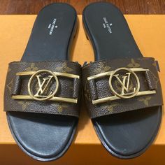 Authentic Louis Vuitton Sandals Does Come With Dust Bag And Box Size 6 Us Shoes Louis Vuitton, Louis Vuitton Sandals, Louis Vuitton Shoes, Authentic Louis Vuitton, Brown Gold, Women's Shoes Sandals, Shoes Sandals, Dust Bag, Louis Vuitton