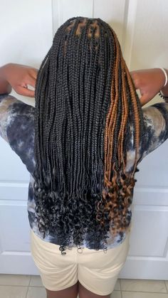 The skunk line🤤 | Hair styles, Box braids hairstyles for black women, Thick hair styles Knotless Box Braids With Skunk Stripe, Brown And Black Knotless Braids Medium, 2023 Box Braids, Medium Size Box Braids With Curly Ends, Medium Knotless Braids With Curly Ends And Color, Medium Length Box Braids With Color, Knotless Braids With Skunk Patch, Medium Length Curly Box Braids, Knotless Skunk Stripe Braids