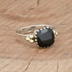 Black Onyx Ring, Handmade 925 Silver ring, Onyx Ring For women's, cushion ring, Beaded Ring, Hammered Ring Narrow Band Ring Anniversary Ring Metal: Solid sterling silver Gemstone: Black Onyx  Gemstone Color: Black How is this item made? 1. Designed by hand and it's a pure 925 sterling silver 2. Produced in manufacturing with proper and original material. 3. Once the product is ready the last part is of polishing. 4. At final the product is ready to sell. ♥️ We accept customization contact us For Custom orders. ♥️♥️♥️♥️♥️♥️♥️♥️♥️♥️♥️♥️♥️♥️♥️♥️♥️♥️♥️♥️♥️♥️♥️♥️♥️♥️♥️♥️♥️♥️♥️♥️♥️♥️♥️♥️♥️ ♥️♥️ IndiaSilverShop ♥️♥️ is the desire and happiness for jewellery designers and makers. Beautiful, intricate and unique design jewellery making supplies. Each piece is a beauty to behold. Made with precious Hammered Ring, Beaded Ring, Cushion Ring, Hammered Rings, Jewelry Safe, Black Onyx Ring, 925 Silver Ring, Unique Jewelry Designs, Onyx Ring