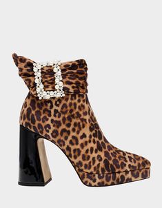 IDRIS LEOPARD Leopard Print Shoes Outfit, 2020s Fashion, Betsey Johnson Clothes, Leopard Print Booties, Women's Booties, Leopard Print Shoes, Leopard Shoes, Betsey Johnson Shoes, Only Shoes