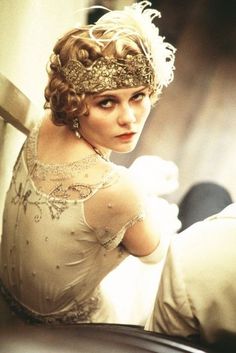 1920s inspired Roaring 1920s, Great Gatsby Fashion, Flapper Headband, Great Gatsby Party, 파티 드레스, Al Capone, Flapper Girl, Gatsby Style, Gatsby Wedding