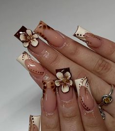 Brown Nails 3d Flowers, Brown Hibiscus Nails, Brown Flower Nails, Cute Medium Length Nails, Fake Nails Black, Fake Nails White, Spring Nail Designs