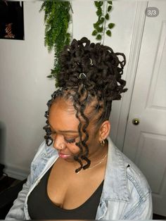 Loc Updo Styles With Curls, Wedding Loc Styles For Black Women, Locs At Prom, Wedding Locks Hairstyles, Locs Birthday Hairstyles, Curly Loc Updos For Women, Loc Petal Updo, Locs Bun Styles Updo, Loc Hairstyles For Wedding