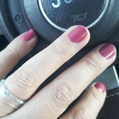 Jeep girls can have nice nails too! #jeepgirls #colorstreet #dustirhoads #munichmulberry Jeep Girls, Girl Nails, Nice Nails, Nails Done, Jeep Girl, Girls Nails