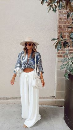 island vacation outfits black women, vacation outfits black girl, vacay outfits Mexico Vacation Outfits, Thailand Outfit, Hawaii Outfits, Honeymoon Outfits