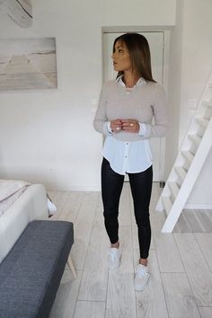 ea8fcd92d59581717e06eb187f10666d Outfits Leggins, Simple Spring Outfits, Spring Rompers, Fashion Jackson, Ootd Ideas, Tumblr Outfits, Business Casual Outfits, Office Outfits