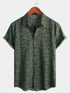 Men's Vintage Paisley Print 70s Button Up Green Boho Retro Tribal Shor – Atlanl 70s Shirts, Vintage Paisley, Chic Shirts, Boho Retro, Vintage Hawaiian Shirts, Boho Green, Sun Beach, Music Festivals, Hippie Outfits