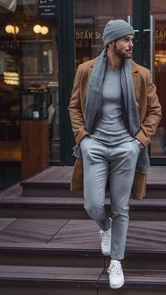 Wear Scarf, Streetwear Inspiration, Outfits Hombre, Monochrome Fashion, Jackets Men Fashion, How To Wear Scarves, Outdoor Jacket, Mens Scarves