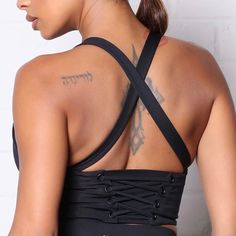 Bnwt Fashion Nova Black Flaunt It Active Compression Lace Up Crop Tank - Medium! All Sales Final. Width 12 1/2” Black Stretch Sports Bra With Straps, Black Strap Tops For Gym, Black Sports Bra With Straps, Fashion Nova Tops, Tops Fashion, Fashion Tops, Crop Tank, Fashion Nova, Lace Up