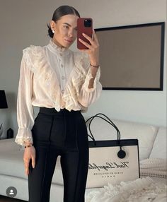 Look Office, Winter Fashion Outfits Casual, Stylish Eve, Casual Day Outfits, Green Lifestyle, Stylish Work Outfits, Art Aesthetic, Outfit Inspo Fall, Formal Looks