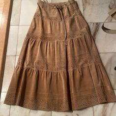 Vintage Size 4 Suede Skirt Long Suede Skirt, Skirt Long, Long Skirt, Womens Skirt, Size 4, Skirt, Women Shopping, Color