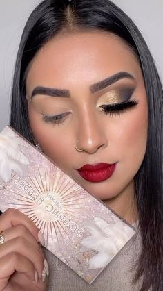 Full Face Make Up Ideas, Make Up For Concert Night, Black And White Date Night Outfit, Brown And Black Eyeshadow Looks, Makeup For All White Outfit, Glam Make Up Looks For Green Eyes, Seductive Makeup Looks For Brown Eyes, 2023 Eyeshadow Looks