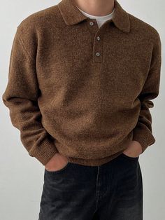 Mens Tan Sweater Outfit, Coffee Shop Clothes, Men’s Brown Outfit, Mens Winter Fashion 2024, True Autumn Men, Earthy Guy Outfits, Dark Autumn Men, Sweater Aesthetic Men, Soft Boy Fashion Aesthetic