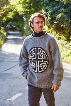 "Women's & Men's Celtic Unlined Sweater - Hand knitted wool oversized jumper. Chunky knit sloppy joe pullover. Celtic knot pattern. Fair Trade & Handmade in Nepal Inspired by Insular art, the Celtic Knot is said to represent eternity in loyalty, faith, friendship or love. A retro classic. 100% Wool Unlined Hand knitted Relaxed fit Fair Trade and Handmade in Nepal 100% Wool Dry clean - delicate S to fit UK Women's size 8-10. US Size 4-6 M to fit UK Women's size 12-14. US Size 8-10 M/L to fit chest 38-42\" (97-107cms) L/XL to fit chest 42-46\" (107-117cms) As our garments are handmade we do experience variation in sizing, so to ensure the best fit any information you can give us about the size of the person who the garment is for will be used by us to select the best individual fit we can. Knot Knitting, Knot Pattern, Knitting Group, Hand Knit Sweater, Oversize Pullover, Handmade Knitwear, Pull Oversize, Sloppy Joe, Knit Outerwear