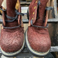 Made In England. Uk 5 Vintage Leather Burgundy John Fluevog Shoes, Fluevog Shoes, John Fluevog, England Uk, Lace Up Boots, Vintage Leather, Shoes Boots, Shoe Laces, Shoe Boots