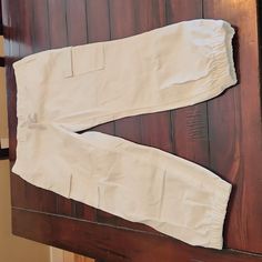 Tinseltown White Cargo Jogger Style Pants, Adult Size Medium, Excellent Never Worn Condition. White Straight Leg Cargo Pants With Elastic Waistband, White Straight Leg Capris With Pockets, White Straight-leg Capris With Pockets, Cargo Joggers, Fashion Joggers, Style Pants, M Pants, Jogger Pants, Pant Jumpsuit