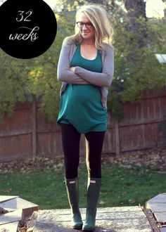 Looking comfortable and cute at 32 weeks. #MaternityFashion Stitch Fix Maternity, Pregnancy Pants, How To Wear Leggings