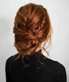 Greek Goddess Hairstyles, Bridesmaid Hair Inspo, Romantic Wedding Hair, European Hair, Peinados Recogidos, Long Hair Updo, Hair Tutorials For Medium Hair, Wedding Hair Flowers, Long Curly Hair