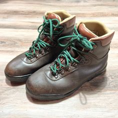 Check out these amazing 90s vintage leather Alpine style Hiking boots by ASOLO. Iconic Alpine/European hikers right here. These would look just as cool out in the woods as they would in the office!  Dark brown leather uppers with green laces. Chunky black rubber vibram lug outsole.  Excellent vintage condition - no holes, stains or other damage. Soles show little signs of wear. Some scuffs and scratches from age and wear. Freshly mink oiled uppers. Model - ASOLO AFX 520  Tagged Size 7.5 Free Shipping in the USA (USPS First Class or Priority - depending on weight) Any questions, please feel free to reach out. Refund/Exchange Policy Vintage = old. Many of our items are 20-40+ years old. Our mission is to rescue these amazing pieces from being discarded and forgotten about but sadly many item Vintage Lace-up Boots For Outdoor Activities, Vintage Leather Boots For Outdoor Activities, Vintage Brown Leather Boots For Outdoor, Vintage Leather Work Boots For Winter, Vintage Fall Outdoor Boots, Vintage Waterproof Boots With Vibram Sole For Outdoor, Vintage Work Boots With Leather Footbed For Outdoor, Leather Boots For Hunting In Fall, Brown Leather Hunting Boots