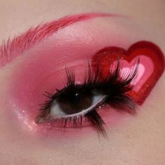 Spooky Fashion, Spooky Makeup, Valentine's Day Makeup, Creepy Halloween Makeup, Valentines Day Makeup, Halloween Makeup Inspiration, Valentines Makeup, Red Makeup