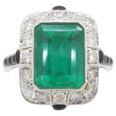 Stunning natural Emerald & Diamond ring crafted in 18k white gold. Gemstone: Emerald & Diamond Diamond Carat Weight: 1.10CTW Diamond Cut: Round Brilliant Cut Diamond Color: F-G Diamond Clarity: VS-SI Emerald Carat Weight: 2.92CT Metal: 18K White Gold Stamped: "18K 750 2.92" "MICHA" Size: 6.75 - sizable Weight: 5.4g Diamond Ballerina Ring, Garnet And Diamond Ring, Natural Emerald Rings, Emerald And Diamond Ring, Emerald Diamond Ring, White Gold Set, Diamond Cocktail Rings, Modern Ring, Diamond Carat