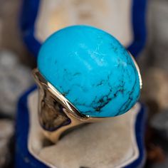 This fabulous 1970s natural turquoise cabochon cocktail ring is crafted in rich 18k yellow gold and is currently a size 6.75. Vintage Turquoise Jewelry Rings, Turquoise Cocktail, Turquoise Jewelry Rings, Vintage Turquoise Jewelry, Vintage Turquoise Ring, Vintage Cocktail Ring, Unusual Jewelry, Turquoise Rings, Vintage Turquoise