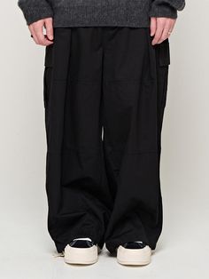 Composition : COTTON 100%Country of Origin : KOREA Baggy Black Work Pants With Side Pockets, Baggy Black Cotton Work Pants, Black Cotton Baggy Work Pants, Baggy Black Work Pants With Cargo Pockets, Black Baggy Cotton Work Pants, Black Cotton Work Pants With Cargo Pockets, Black Cargo Style Full Length Work Pants, Black Full-length Work Pants With Side Pockets, Black Cotton Work Pants With Side Pockets