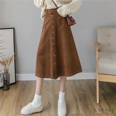 Lasaky - Vintage and Fashionable Half-Length Skirt with Corduroy Material and Winter Theme Vintage Winter Fashion, Corduroy Dresses, Midi Skirt Winter, Maxi Skirt Winter, Lady Silhouette, Rok Midi, Stylish Umbrella, Jacquard Midi Skirt, Umbrella Skirt