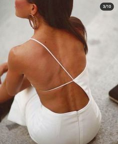 Cute Summer Tops, Casual Street Style, Street Style Outfit, Daily Fashion, Look Fashion, Gorgeous Dresses, Backless Dress