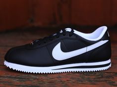 Nike Cortez Black, Nike Wedges, Tenis Nike, Nike Classic, Melissa Shoes, Nike Workout, Air Jordan Sneakers, Fresh Shoes