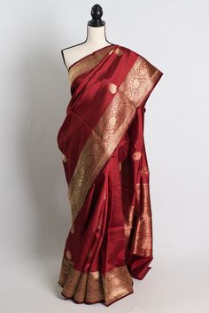 Elevate your ethnic wardrobe with this stunning Silk Mark Certified Satin Katan Banarasi Saree in Chilli Red. The lustrous satin fabric, intricate golden zari work, and traditional Banarasi weaving make this saree a timeless and elegant choice for any special occasion. The rich red hue adds a pop of color, while the golden zari detailing adds a touch of glamour, making it a perfect choice for weddings, parties, or festive gatherings. Embrace the timeless beauty and rich heritage of Indian textil Art Silk Pre-draped Saree With Pallu For Rituals, Transitional Red Saree With Zari Weaving, Red Pre-draped Saree In Art Silk With Self Design, Red Silk Pre-draped Saree With Zari Weaving, Red Banarasi Silk Saree For Transitional Season, Transitional Red Banarasi Silk Pre-draped Saree, Transitional Red Art Silk Saree, Red Katan Silk Saree With Zari Work, Red Katan Silk Pre-draped Saree With Zari Work