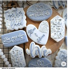 some cookies that are sitting on a table