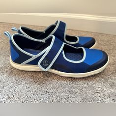 Lands End Mary Jane Style Water Shoe Like New Without Tags Comfy And Versatile Size 9 Blue Casual Walking Shoes For Spring, Casual Blue Walking Shoes For Spring, Blue Slip-on Walking Shoes For Spring, Blue Non-slip Walking Shoes With Round Toe, Comfortable Blue Walking Shoes For Spring, Comfortable Blue Spring Walking Shoes, Casual Blue Walking Shoes, Comfortable Flat Blue Walking Shoes, Casual Blue Walking Shoes With Round Toe