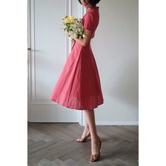 A beautiful dress with bright colors.
 The high waist makes it look stylish.
 The chest line is wonderful, and the fluffy silhouette tickles the girl's heart.
 A charming piece that combines elegance and cuteness.



 <color>



 pink

 Light blue






 <Size>





 XS size



 Length: 104cm

 Shoulder width: 37cm

 Bust: 80cm

 Waist: 63cm




 small size



 Length: 109cm

 Shoulder width: 38cm

 Bust: 84cm

 Waist: 67cm




 medium size



 Length: 109cm

 Shoulder width: 39cm

 Bust: 88c Ruffle Long Dress, Vestidos Retro, Umbrella Skirt, Bleu Violet, Linen Clothing, Vestidos Vintage, Women Hoodies Sweatshirts, Linen Clothes, Type A