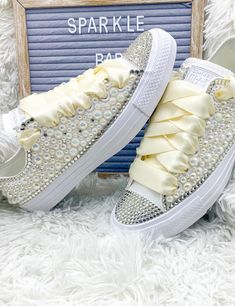 Converse Bride, Bride Converse, Bride Shoe, Rhinestone Converse, Converse Wedding, Color Perla, Converse Wedding Shoes, Beautiful Wedding Shoes, Bling Converse