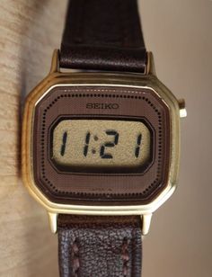 Pretty Watches, Vintage Watches Women, Seiko Watch, Retro Watches, Vintage Watches For Men, Dope Jewelry, Cool Fits, Stylish Watches, Beautiful Watches