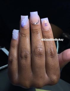 Short Bday Acrylic Nails, Purple Simple Nails Acrylic, Birthday Nails For 13 Short, White And Purple Nails Short, Shorties Nails Purple, Braider Nails Ideas, Purple Nails Acrylic Short, Short Square Acrylic Nails Purple, Short Nails Ideas Purple