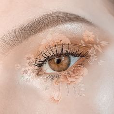 Fantasy Eye Makeup, Cottagecore Makeup, Mekap Mata, Beauty Flowers, Ethereal Makeup