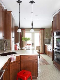 Kitchen Makeover: Warm & Inviting Diy Kitchen Makeover Ideas, Timeless Kitchen Design, Kitchen Diy Makeover, Cherry Cabinets, Timeless Kitchen, Dining Nook, Cabinets Kitchen, House Cleaning, Kitchen Makeover