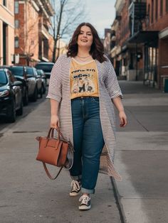 Plus Size Jeans And Top, Plus Size Polo Outfit, Cropped Cardigan Outfit Plus Size, Plus Size Relaxed Outfits, Plus Size 50 Year Old Fashion, 3xl Plus Size Style, Curvy Summer Outfits Casual Plus Size, Plus Size Wide Leg Jeans Outfit, Obese Fashion